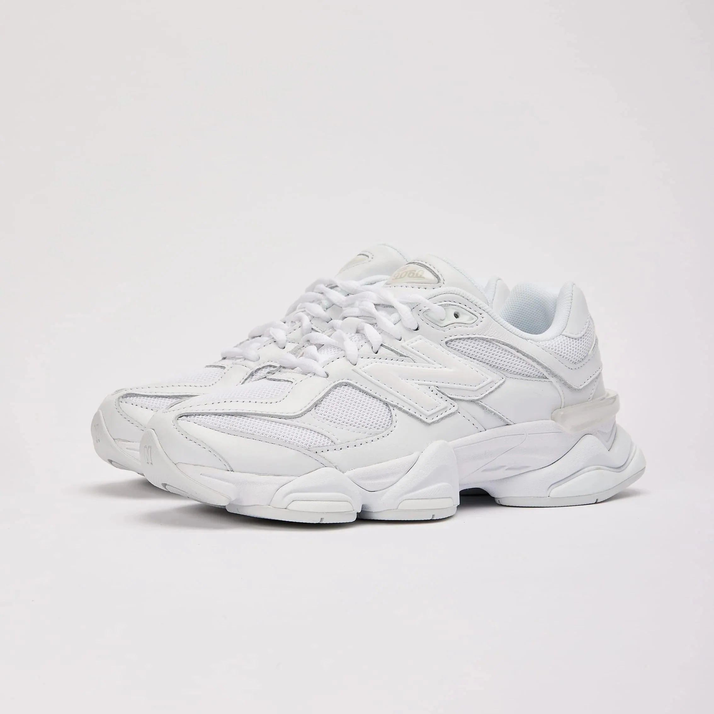 NB - 9060 Triple White